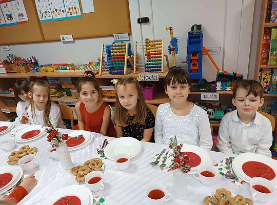 Gr. IV Wigilia oraz spotkanie z Mikołajem