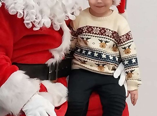 Dziecko z Mikołajem