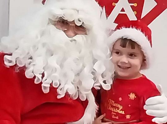 Dziecko z Mikołajem