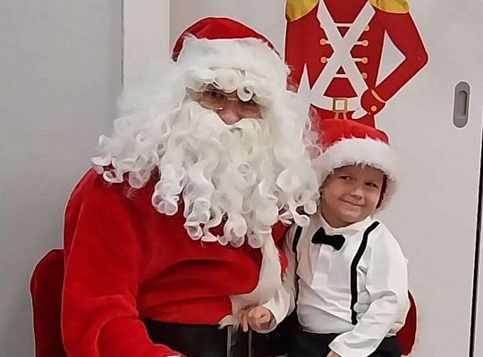 Dziecko z Mikołajem