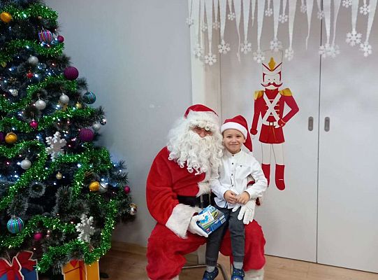Dziecko z Mikołajem