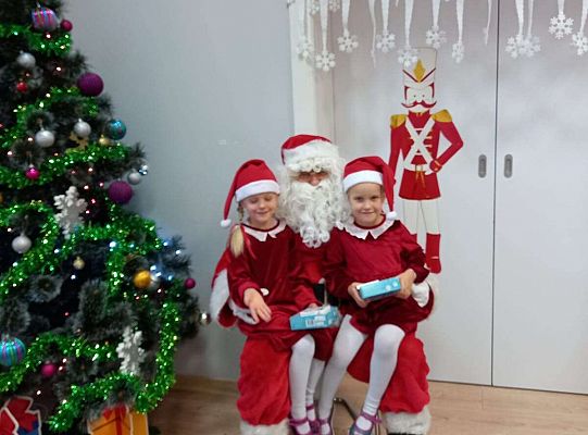 Dziecko z Mikołajem