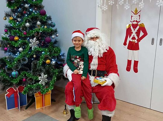 Dziecko z Mikołajem