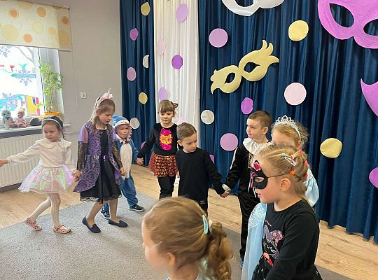 Gr. II Bal Karnawałowy