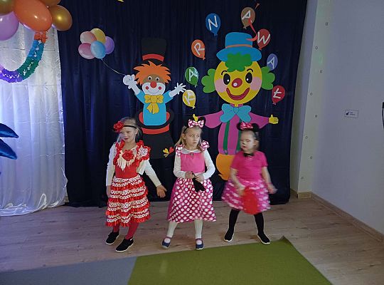 Gr. III Bal Karnawałowy