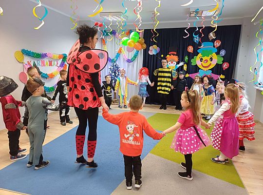 Gr. III Bal Karnawałowy