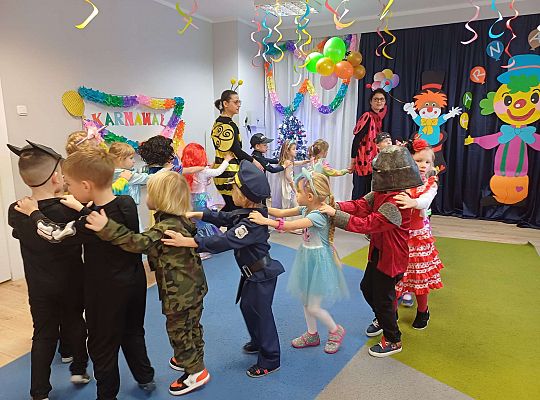 Gr. III Bal Karnawałowy