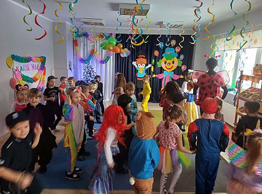 Gr. III Bal Karnawałowy