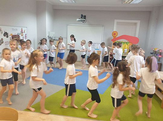 Gr.IV Ćwiczenia gimnastyczne