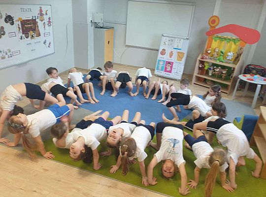 Gr.IV Ćwiczenia gimnastyczne