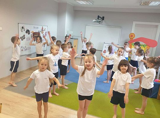 Gr.IV Ćwiczenia gimnastyczne