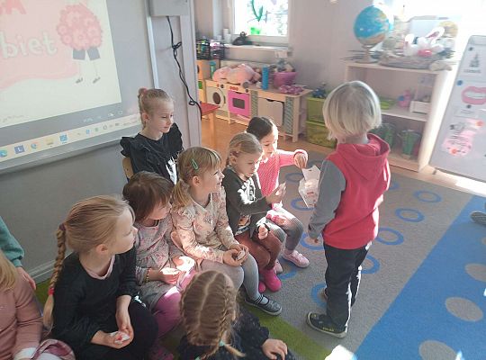 Gr. III DZIEŃ KOBIET