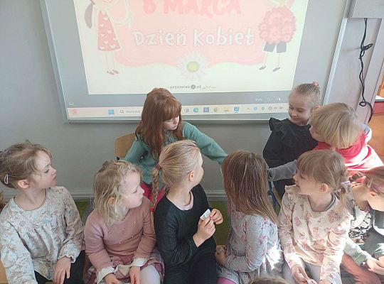 Gr. III DZIEŃ KOBIET