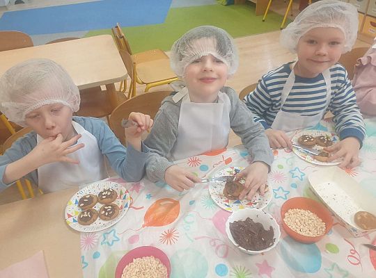 Gr. IV Bawimy się w cukierników