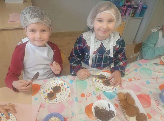 Gr. IV Bawimy się w cukierników