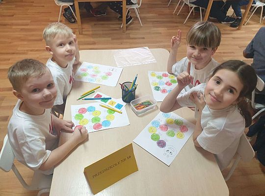 Gr.IV "Jestem chwat - z matematyką za pan  brat" - III międzyprzedszkolne potyczki matematyczne w Przedszkolu nr 9.