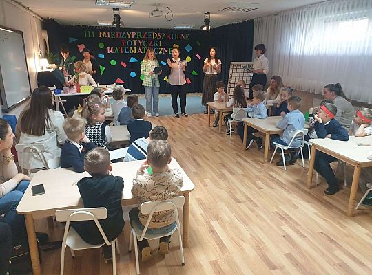Gr.IV "Jestem chwat - z matematyką za pan  brat" - III międzyprzedszkolne potyczki matematyczne w Przedszkolu nr 9.