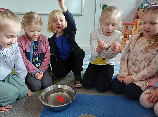 Gr. III Co pływa? Co tonie?