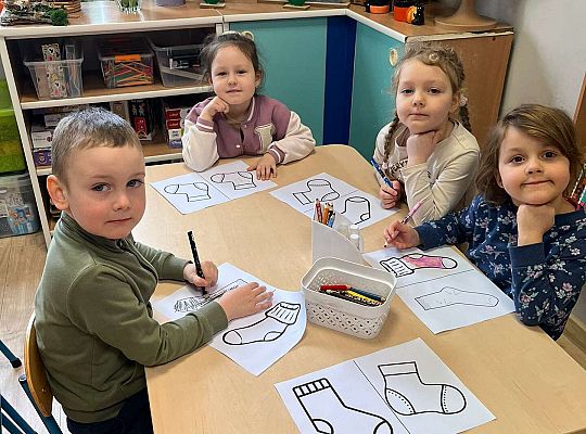 Praca przy stolikach