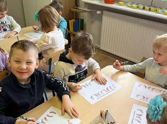 Praca przy stolikach