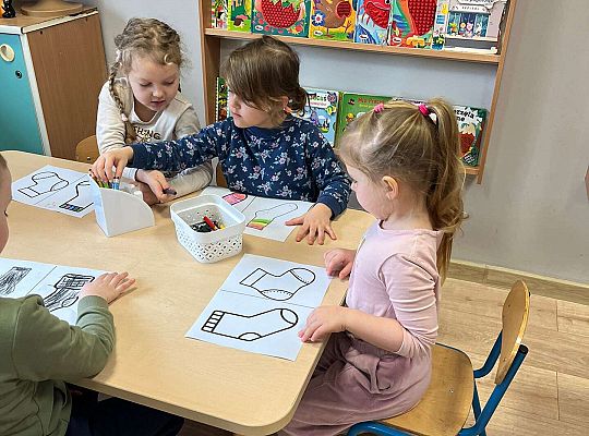 Praca przy stolikach