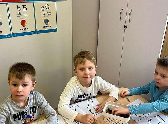 Praca przy stolikach