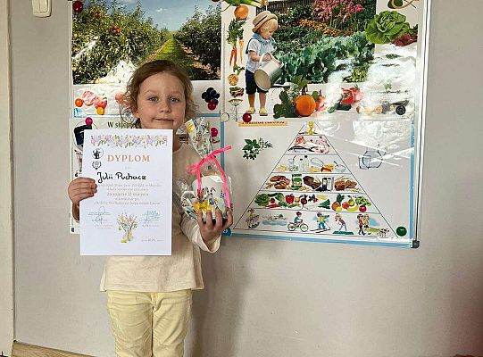 Nagrody główne w konkursie " Ozdoby wielkanocne inspirowane lasem"
