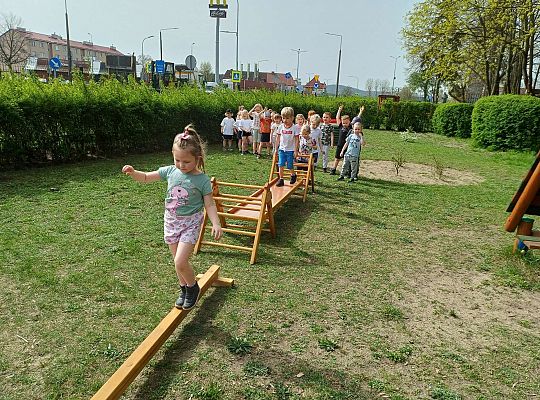 Gr. III Gimnastyka na dworze