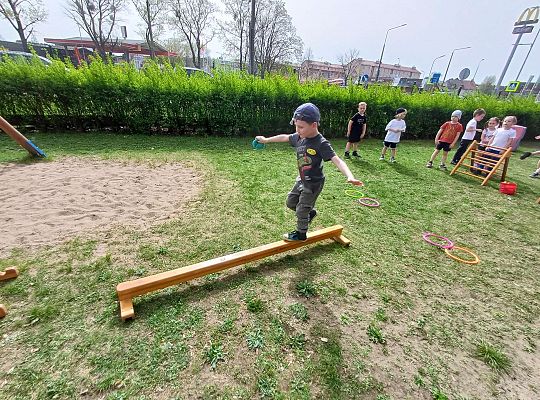 Gr. III Gimnastyka na dworze