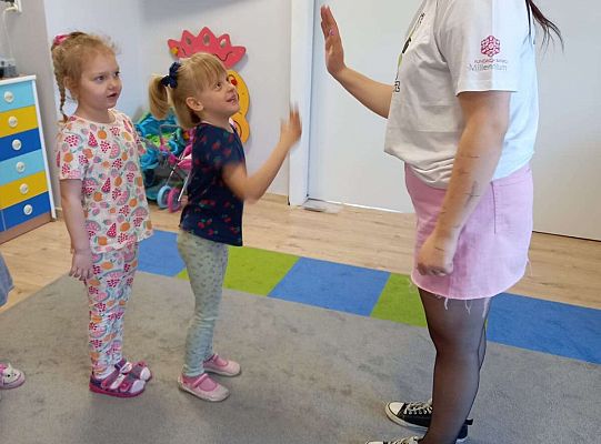 Dzieci na zajęciach