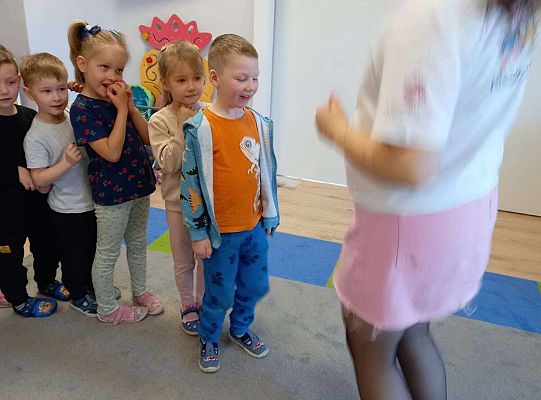 Dzieci na zajęciach