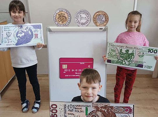 Gr. IV  Bezpieczne Finanse - program edukacyjny