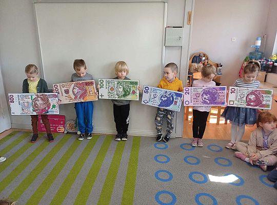 Gr. III Bezpieczne Finanse - program edukacyjny