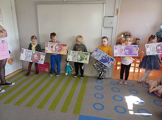 Gr. III Bezpieczne Finanse - program edukacyjny