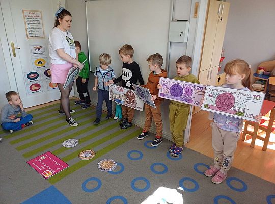 Gr. III Bezpieczne Finanse - program edukacyjny