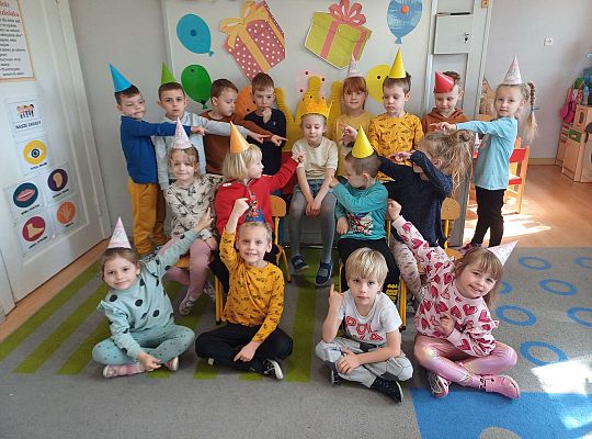 Gr. III Urodzinki Hani