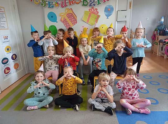 Gr. III Urodzinki Hani