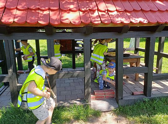 Gr. III Wycieczka do muzeum w Swołowie oraz warsztaty muzyczne