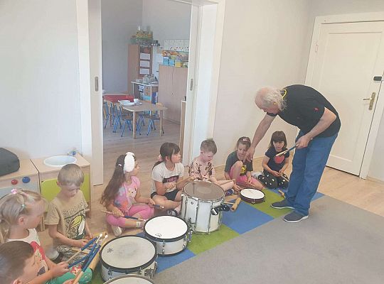 Gr. IV Warsztaty bębniarskie