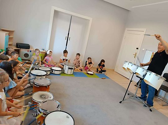 Gr. IV Warsztaty bębniarskie