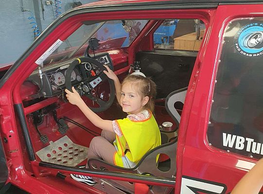 Gr. IV Wizyta w warsztacie samochodowym taty Pawła