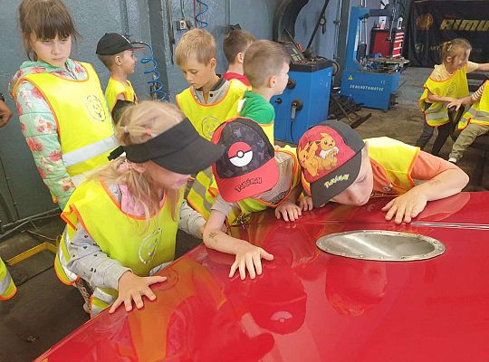 Gr. IV Wizyta w warsztacie samochodowym taty Pawła