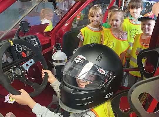 Gr. IV Wizyta w warsztacie samochodowym taty Pawła