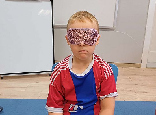 Gr. IV Jesienne dary - robimy szaszłyki owocowe