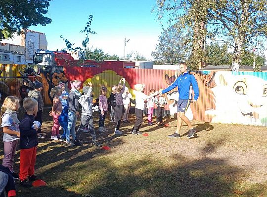 Gr. IV Sport to zdrowie - ćwiczenia z tatą Amelki