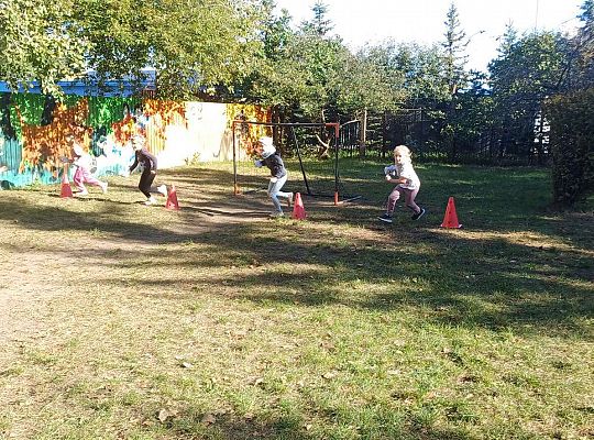 Gr. IV Sport to zdrowie - ćwiczenia z tatą Amelki