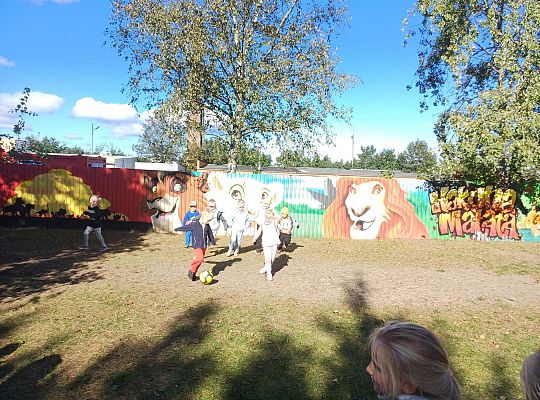 Gr. IV Sport to zdrowie - ćwiczenia z tatą Amelki