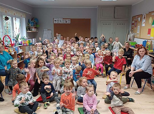 Teatrzyk - "Wybierz numer 112"