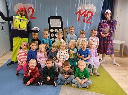 Teatrzyk - "Wybierz numer 112"