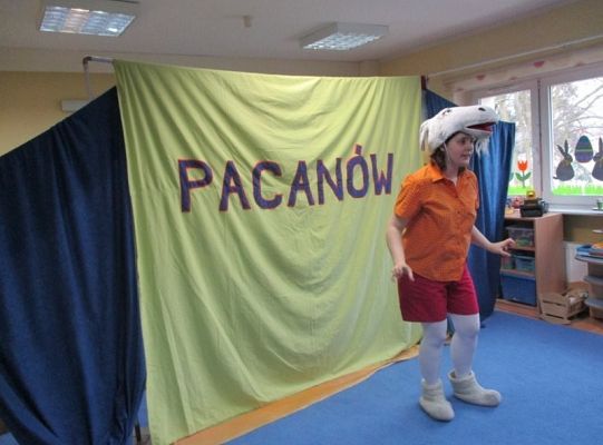 Przedstawienie teatralne "koziołek - niematołek"